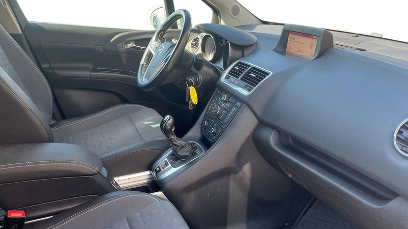 Opel Meriva usata a Parma (11)