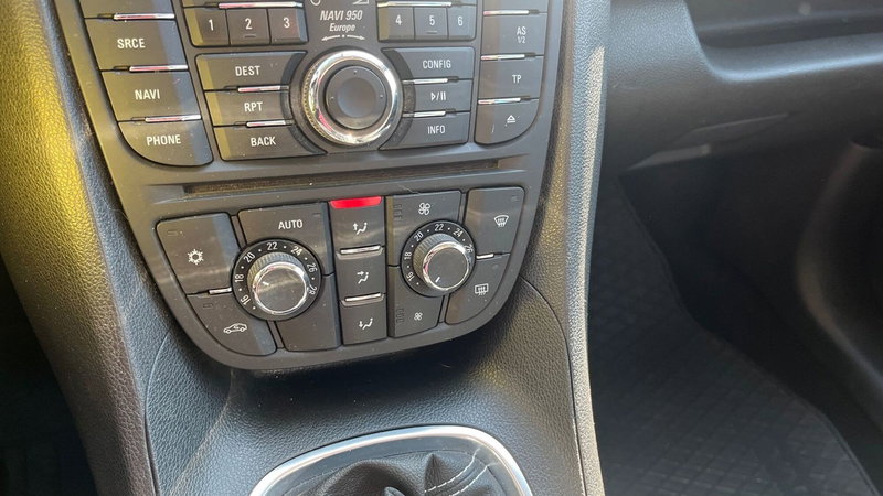 Opel Meriva usata a Parma (18)