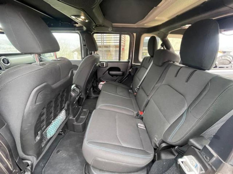 Jeep Wrangler Unlimited usata a Savona (11)