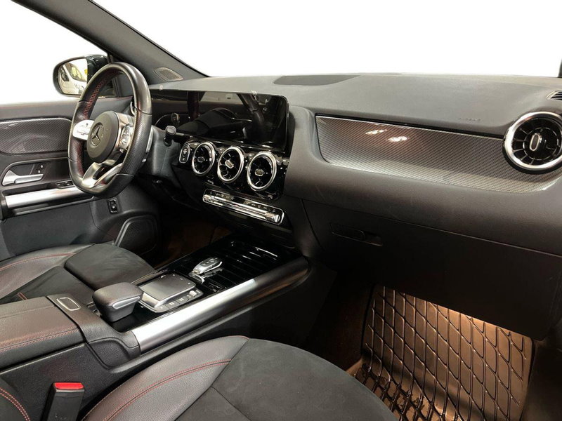 Mercedes-Benz GLA SUV usata a Bari (9)