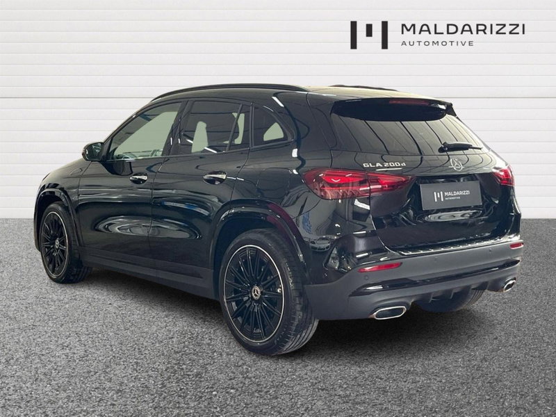 Mercedes-Benz GLA SUV usata a Bari (4)