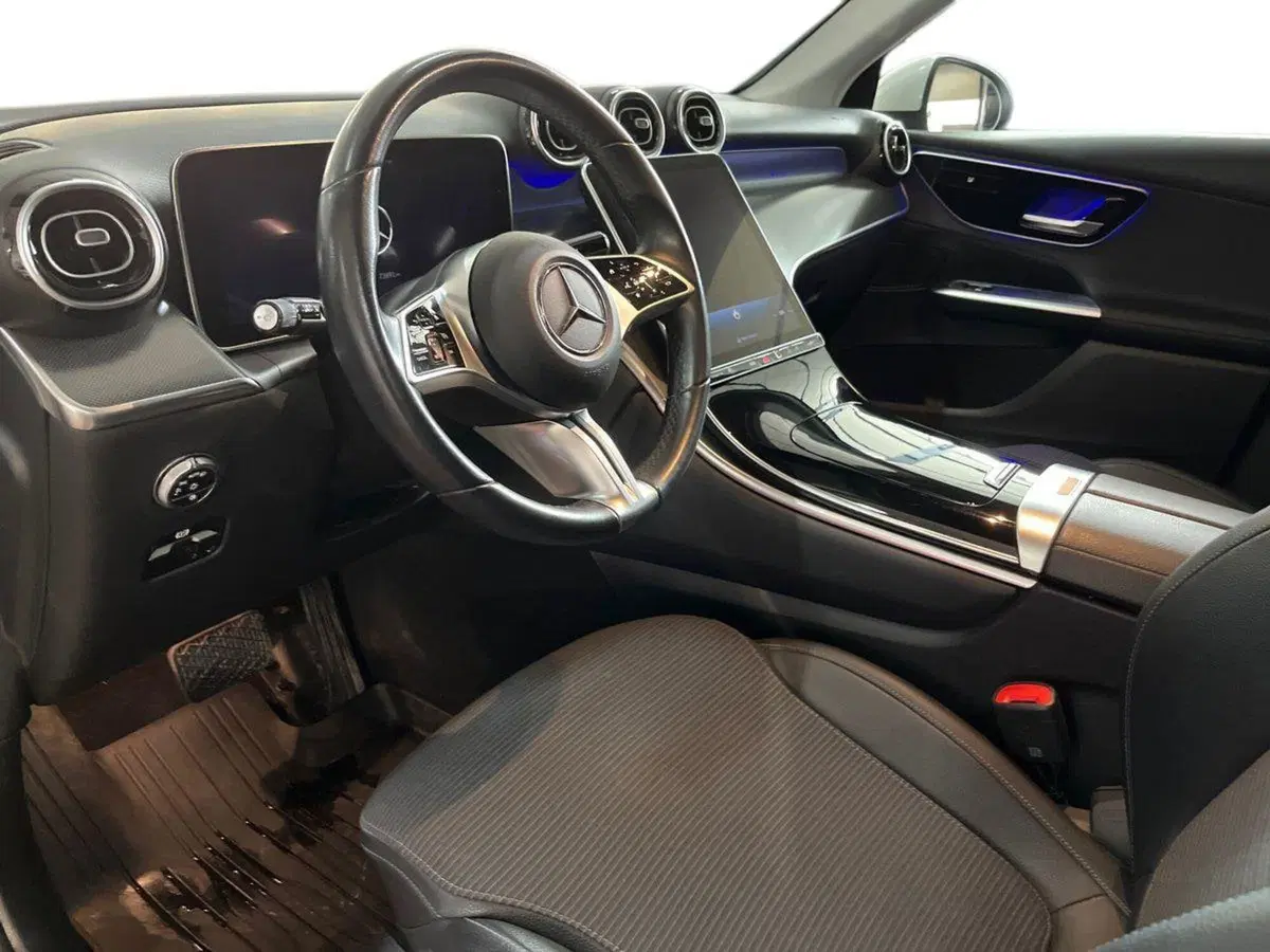 Mercedes-Benz GLC SUV usata a Bari (10)