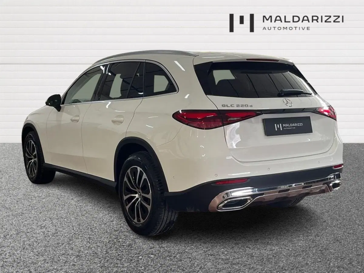 Mercedes-Benz GLC SUV usata a Bari (4)