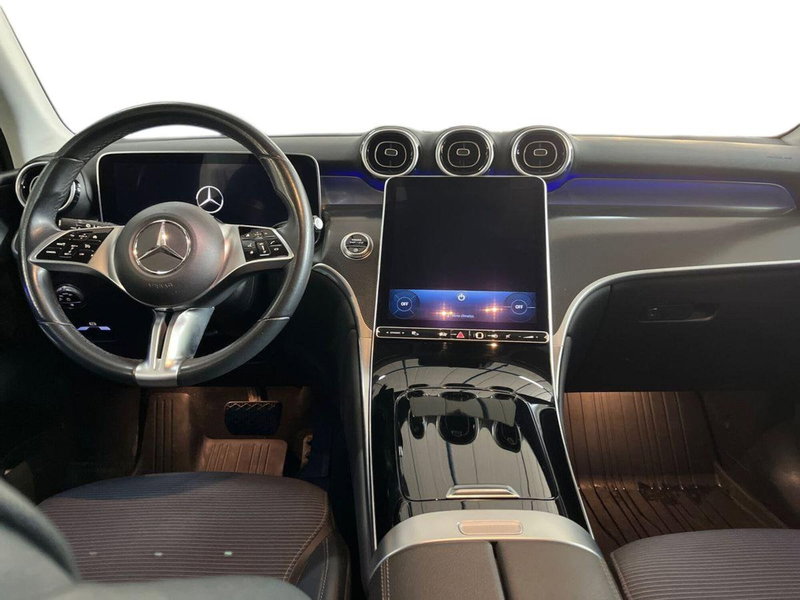 Mercedes-Benz GLC SUV usata a Bari (8)