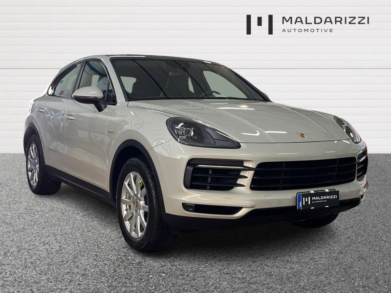 Porsche Cayenne usata a Bari