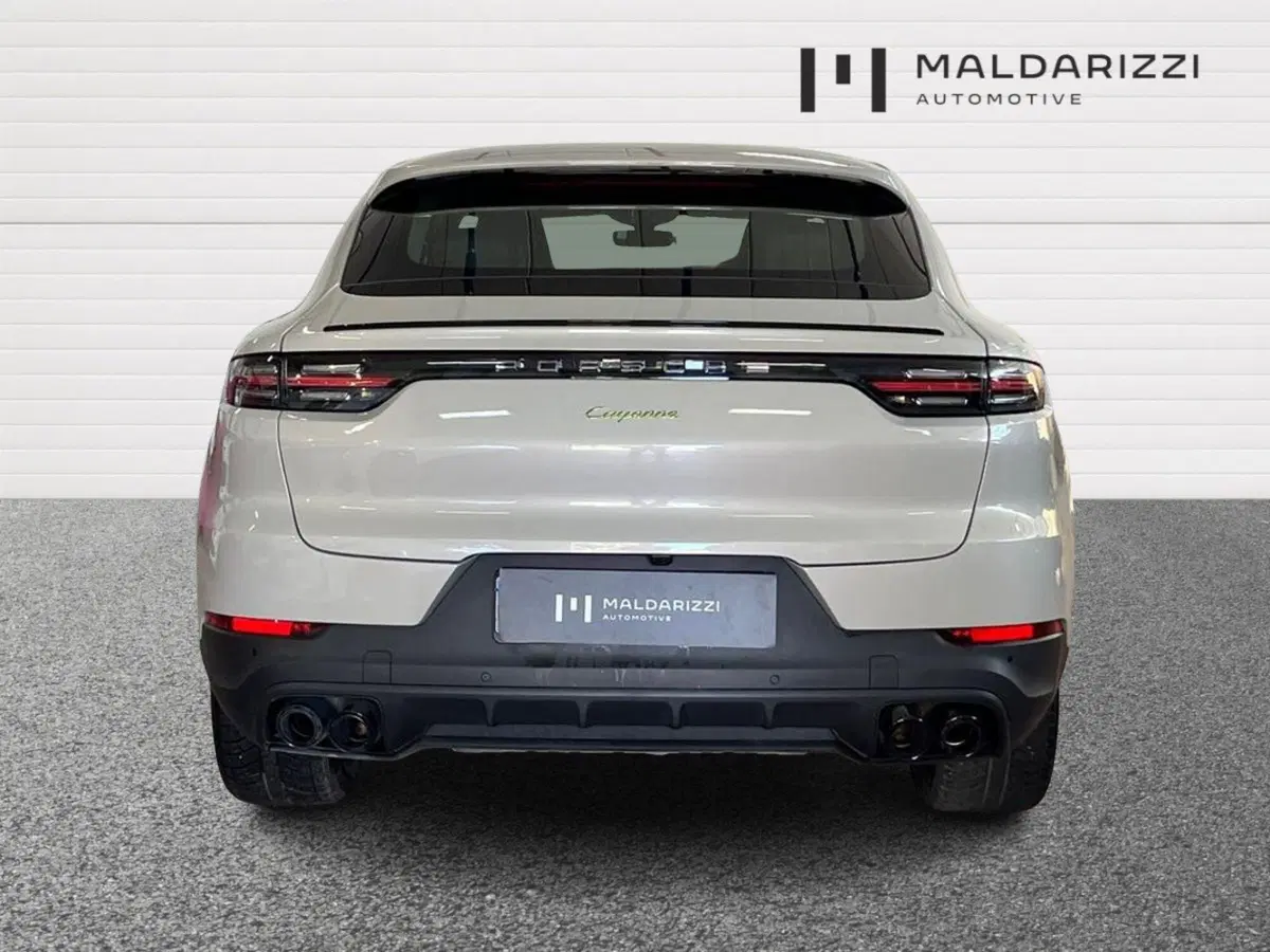 Porsche Cayenne usata a Bari (3)