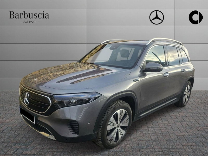 Mercedes-Benz EQB usata a Pescara