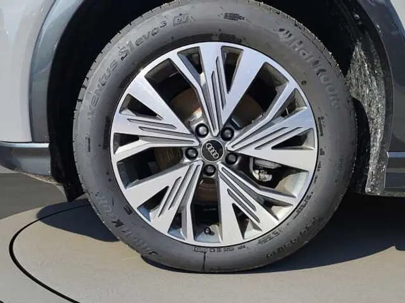 Audi Q4 usata a Roma (7)