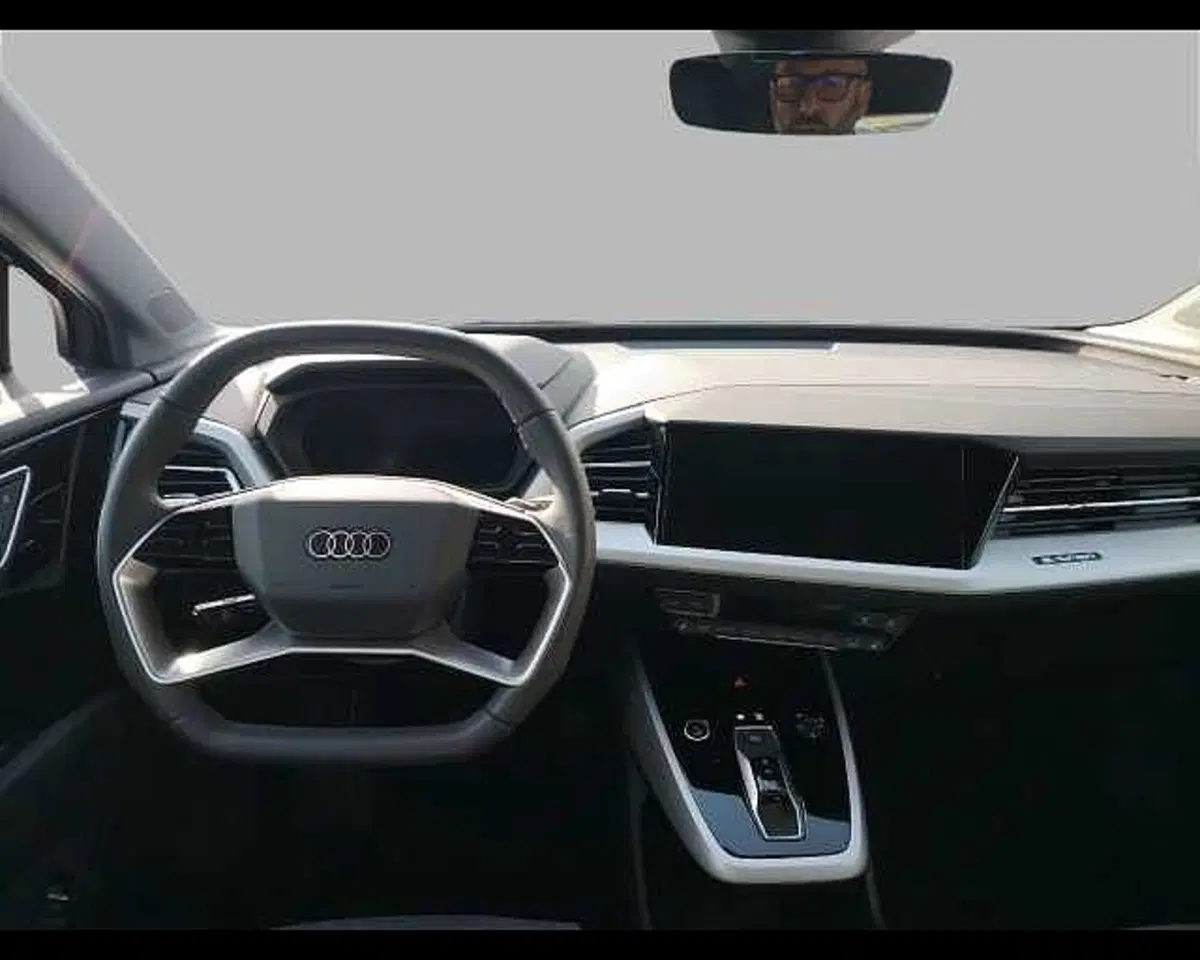 Audi Q4 Sportback usata a Roma (8)
