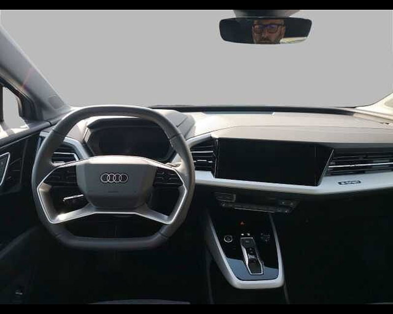 Audi Q4 Sportback usata a Roma (8)