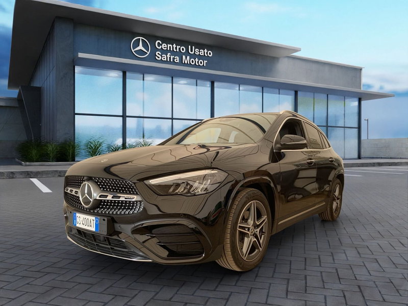 Mercedes-Benz GLA SUV usata a Cosenza