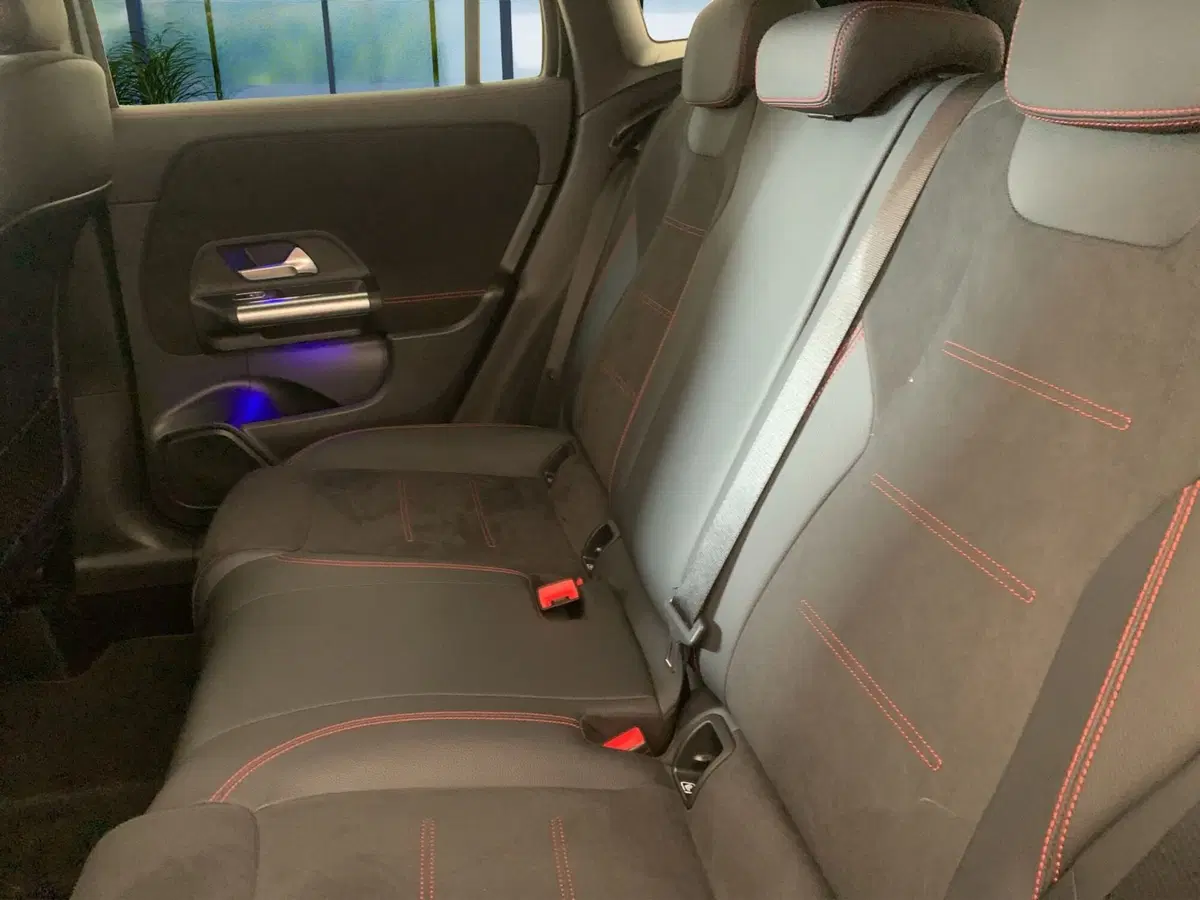 Mercedes-Benz GLA SUV usata a Cosenza (13)