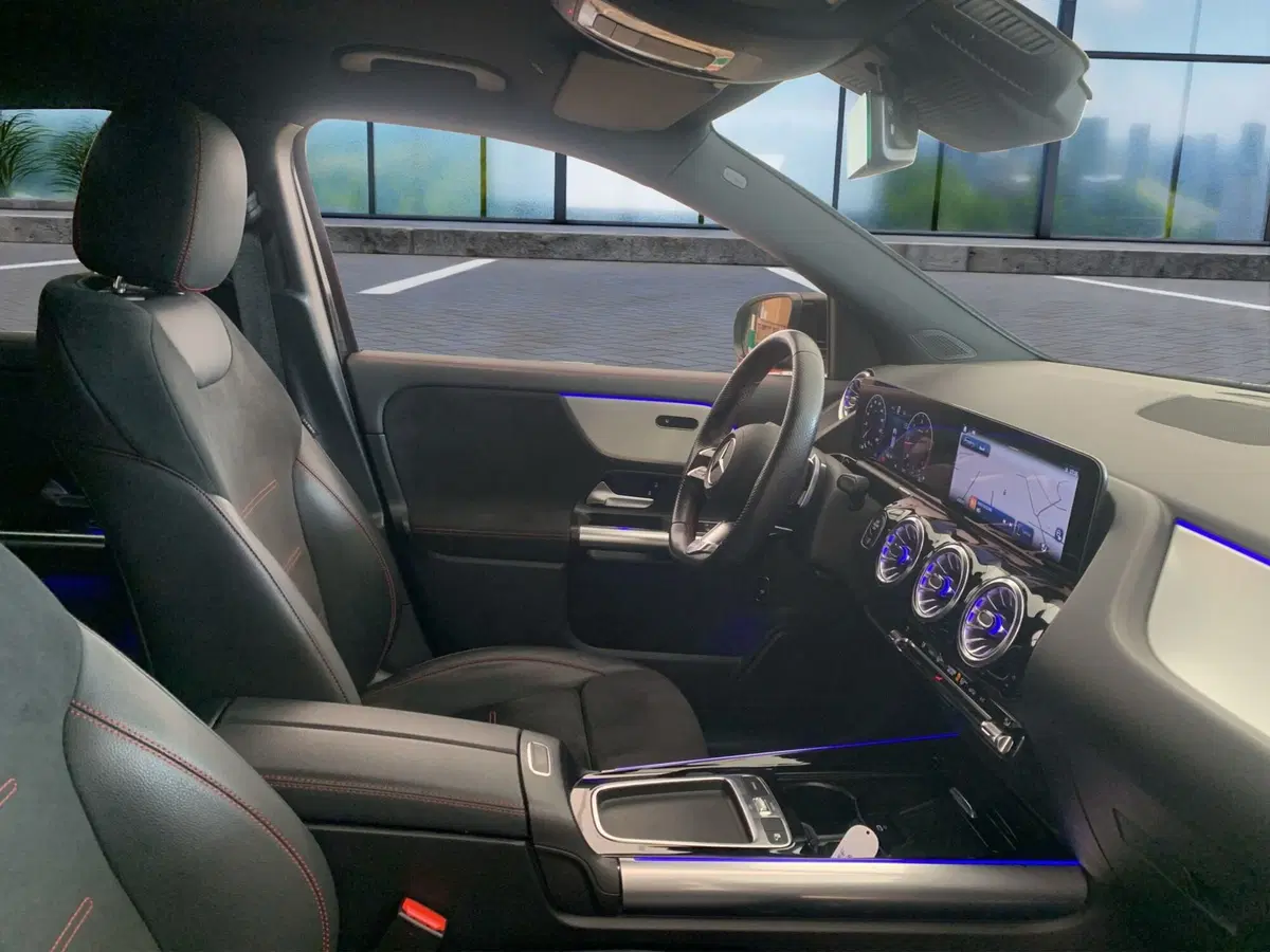 Mercedes-Benz GLA SUV usata a Cosenza (18)