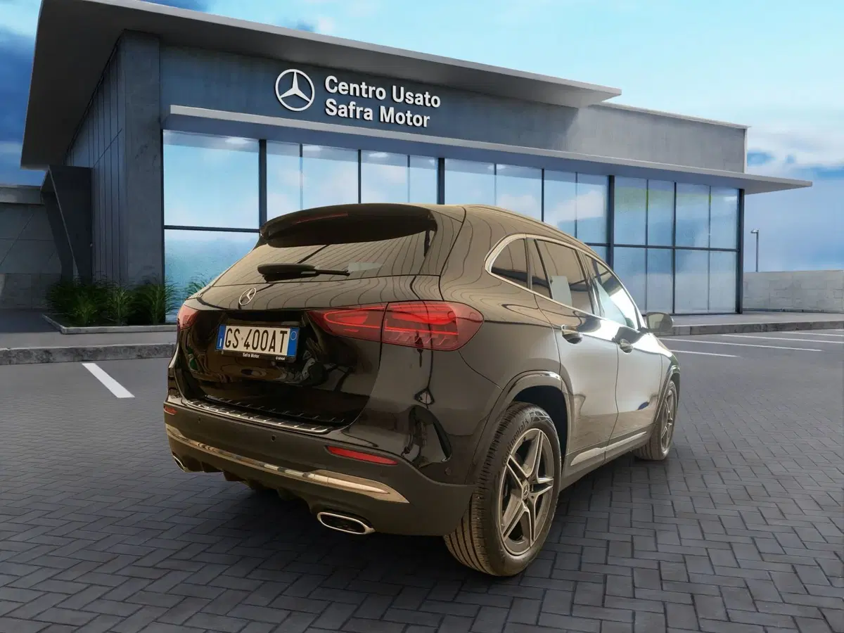Mercedes-Benz GLA SUV usata a Cosenza (6)
