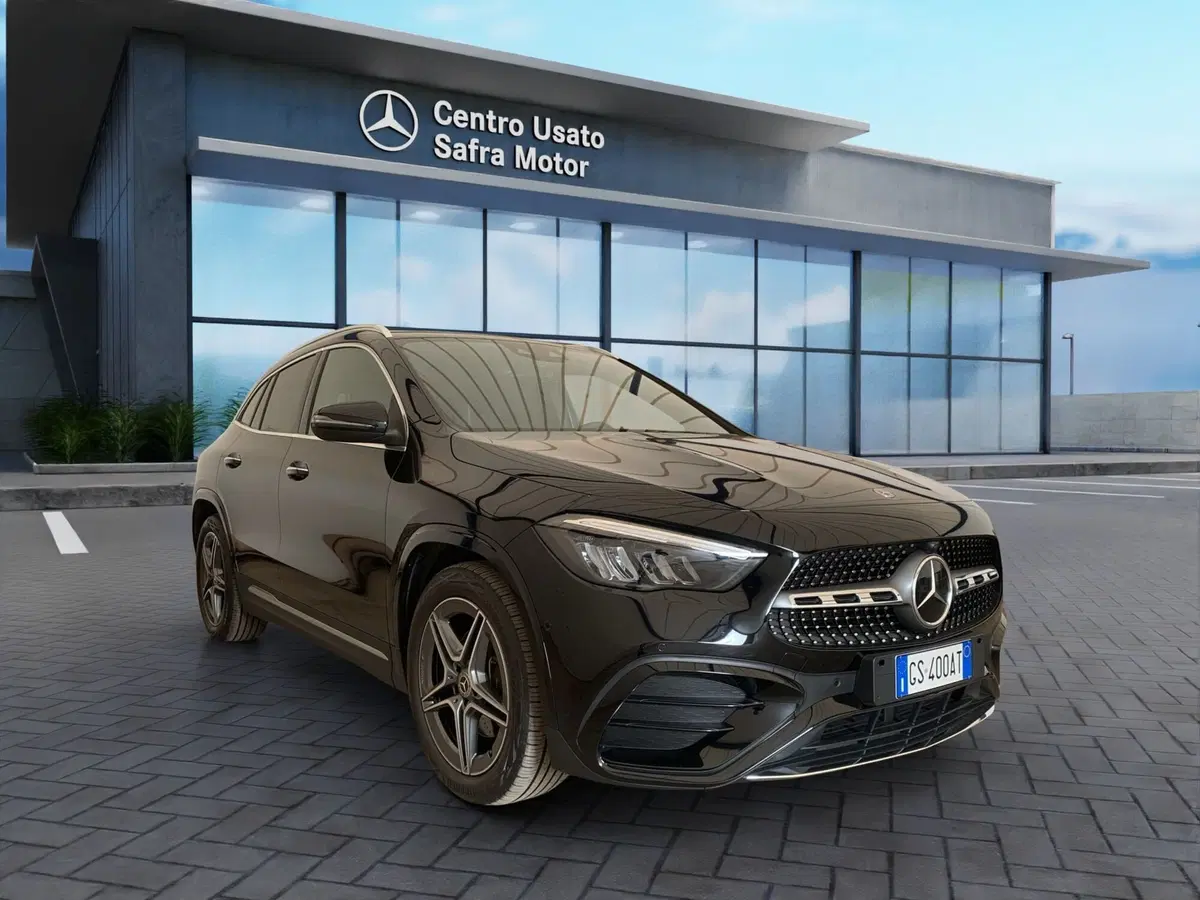 Mercedes-Benz GLA SUV usata a Cosenza (8)