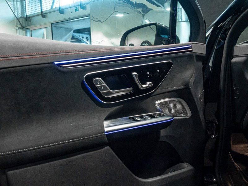 Mercedes-Benz EQE SUV nuova a Ancona (13)