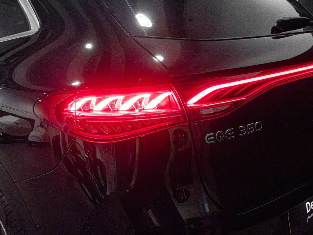 Mercedes-Benz EQE SUV nuova a Ancona (9)