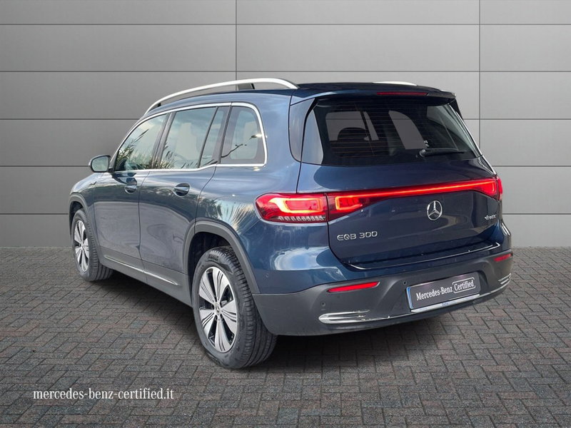 Mercedes-Benz EQB usata a Rimini (3)