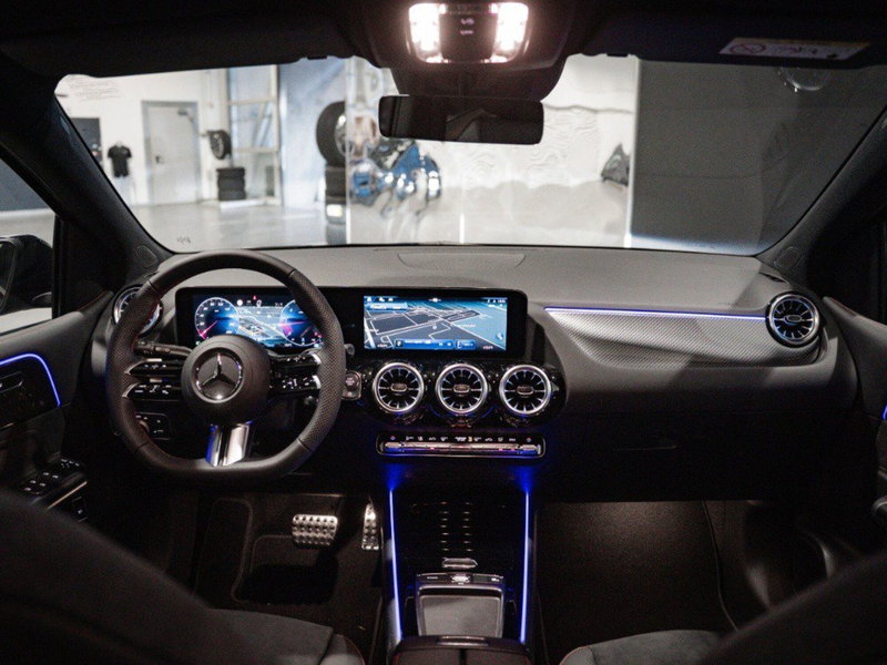 Mercedes-Benz Classe B nuova a Ancona (17)