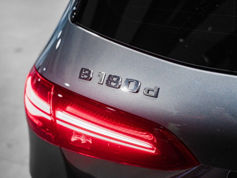 Mercedes-Benz Classe B nuova a Ancona (7)