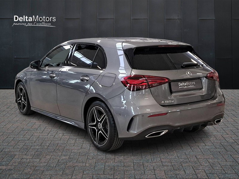 Mercedes-Benz Classe A Sedan nuova a Rimini (3)