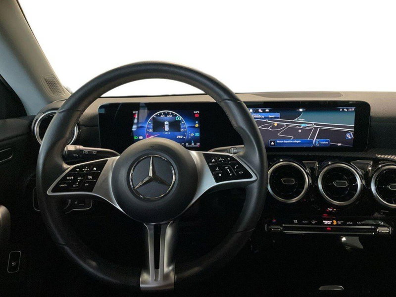 Mercedes-Benz CLA Shooting Brake usata a Ancona (11)