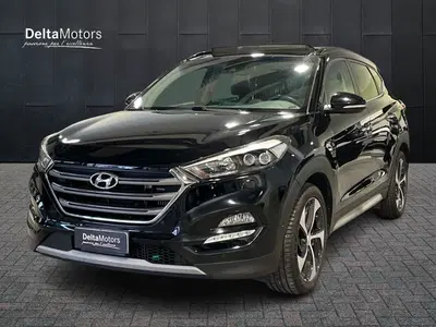 Hyundai Tucson 1.7 CRDi DCT XPossible del 2017 usata a Montecosaro