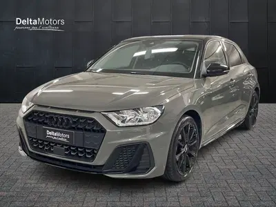Audi A1 Sportback 25 TFSI Identity Black del 2022 usata a Montecosaro