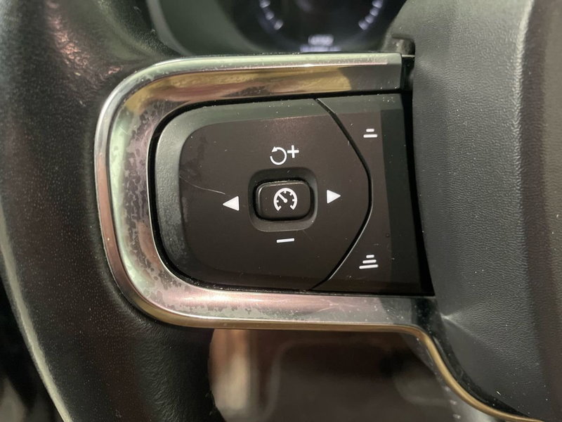 Volvo XC40 usata a Macerata (20)