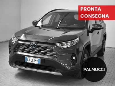 Toyota Rav4 HV (218CV) E-CVT 2WD Active del 2022 usata a Prato