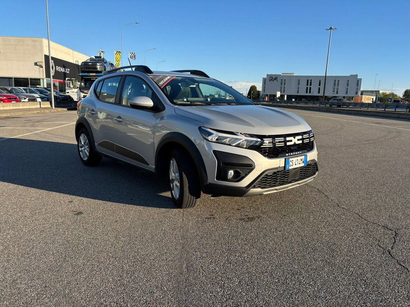 Dacia Sandero usata a Vercelli (4)