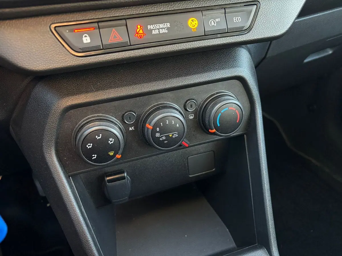 Dacia Sandero usata a Vercelli (9)