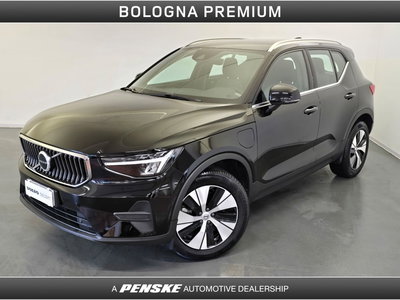 Volvo XC40 T4 Recharge Plug-in Hybrid automatico Core del 2023 usata a Casalecchio di Reno