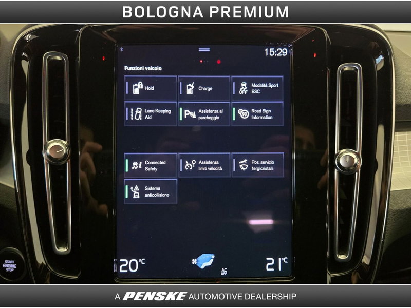 Volvo XC40 usata a Bologna (13)