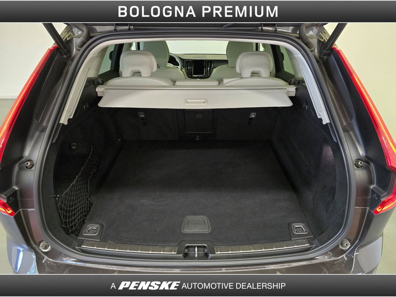 Volvo XC60 usata a Bologna (10)