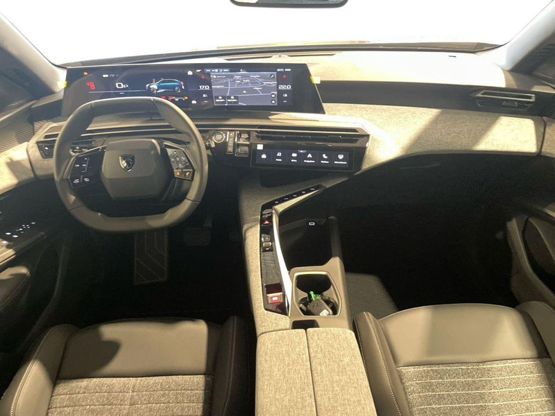 Peugeot 3008 nuova a Salerno (8)