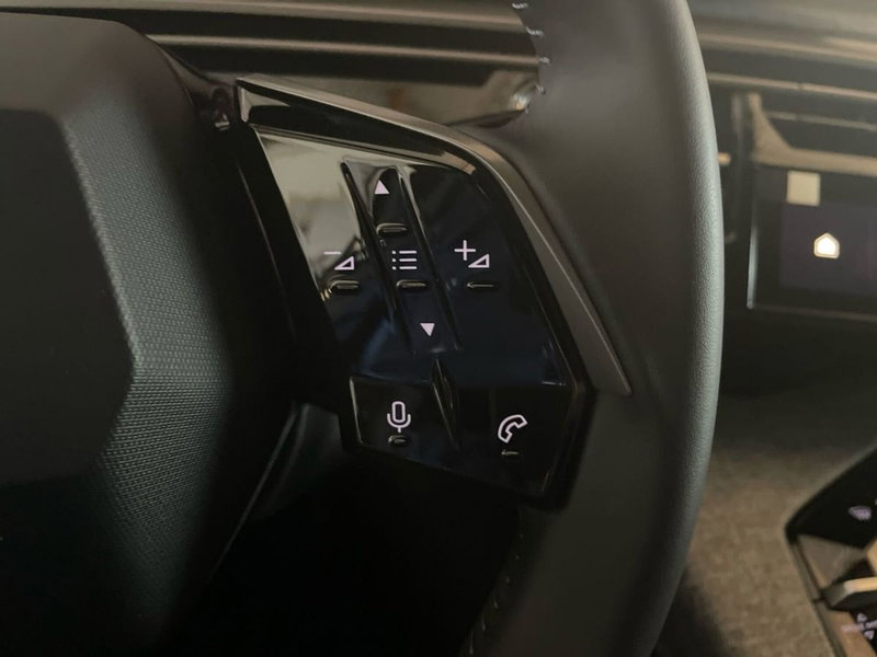 Peugeot 3008 nuova a Salerno (15)