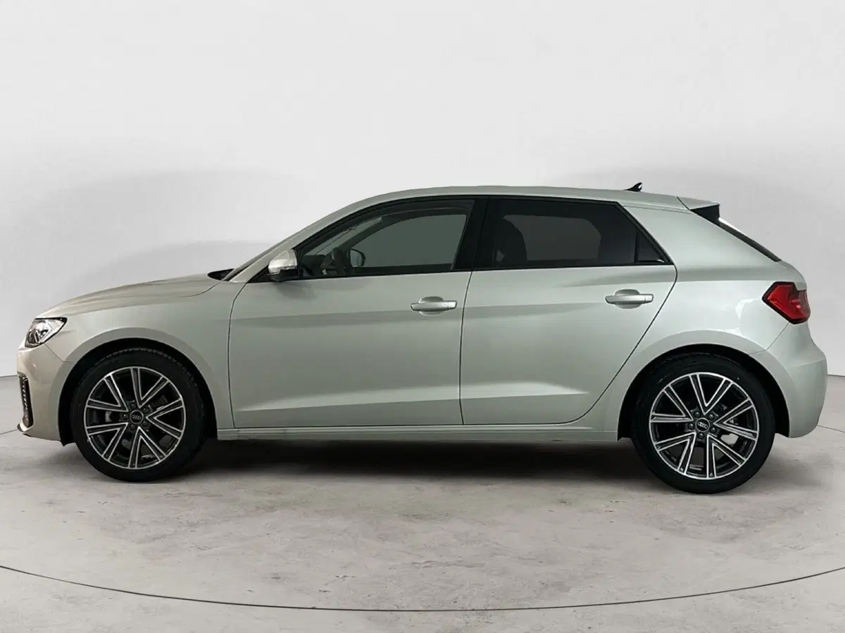 Audi A1 Sportback usata a Napoli (3)