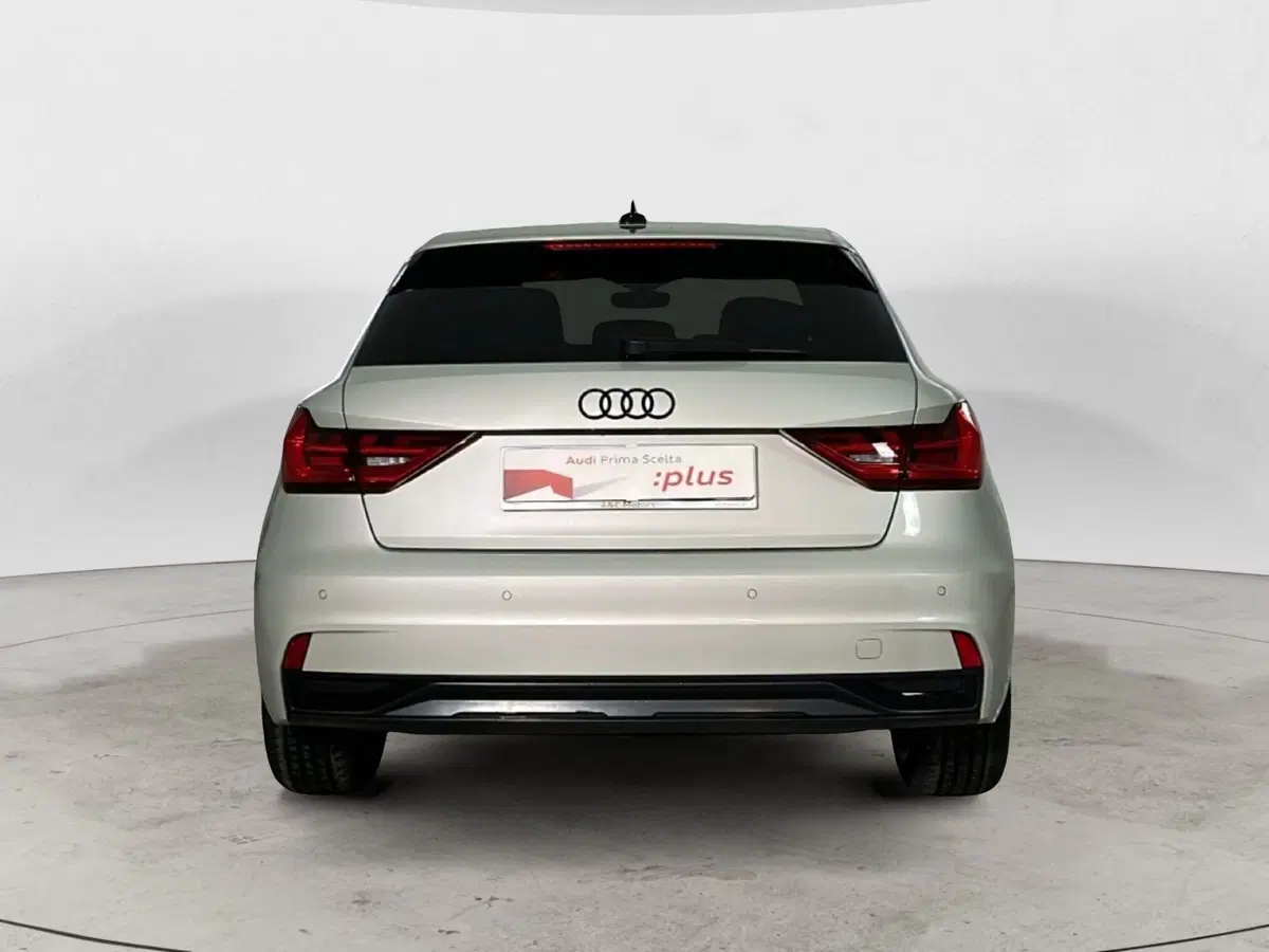 Audi A1 Sportback usata a Napoli (6)