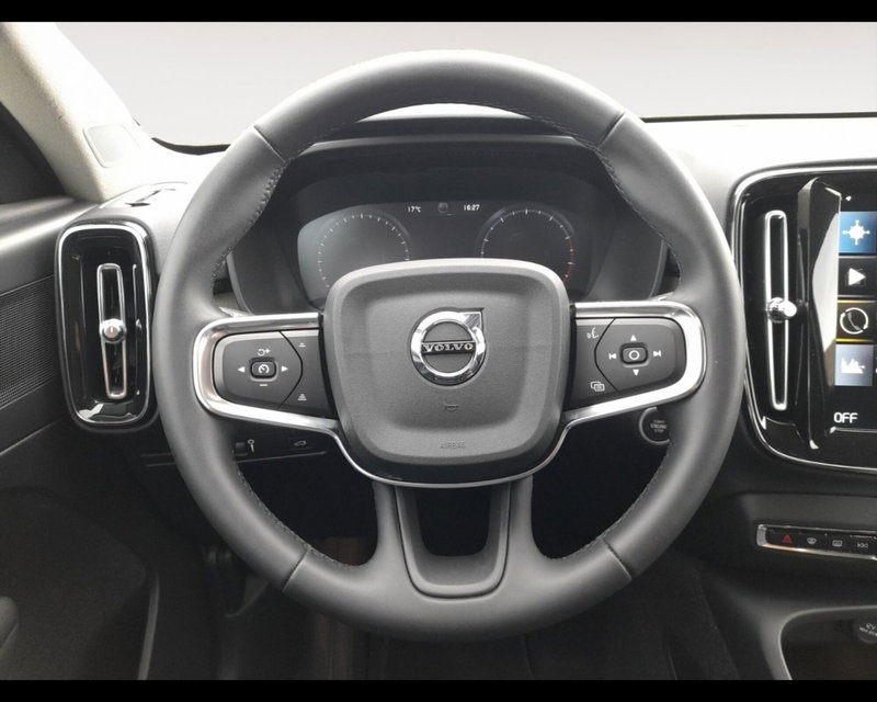 Volvo XC40 usata a Ravenna (12)
