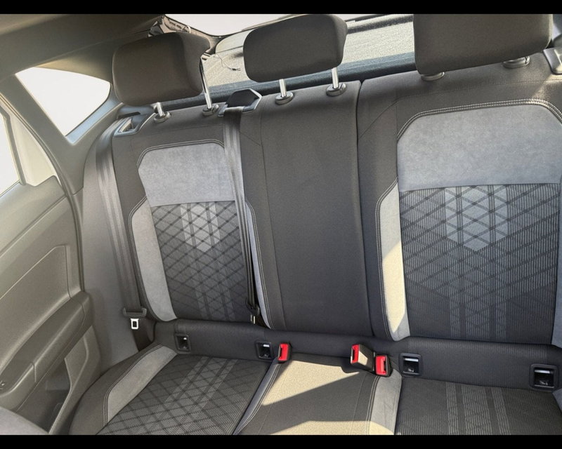 Volkswagen Taigo usata a Bologna (13)