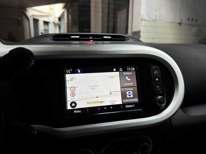 Renault Twingo usata a Milano (11)