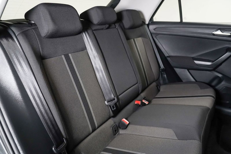 Volkswagen T-Roc usata a Varese (12)