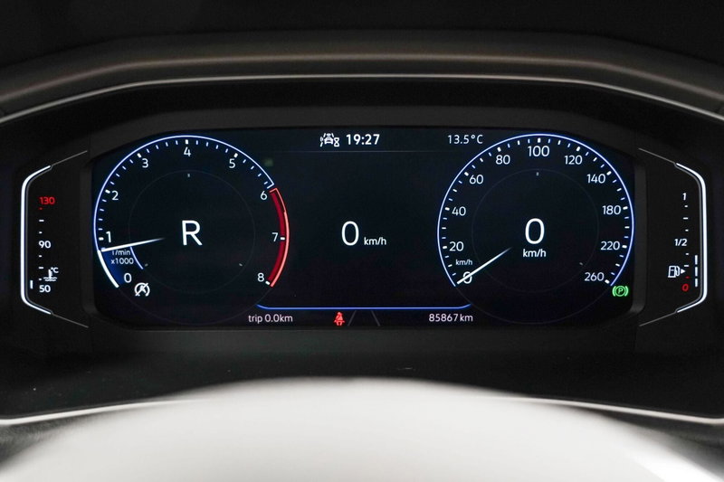 Volkswagen T-Roc usata a Varese (8)