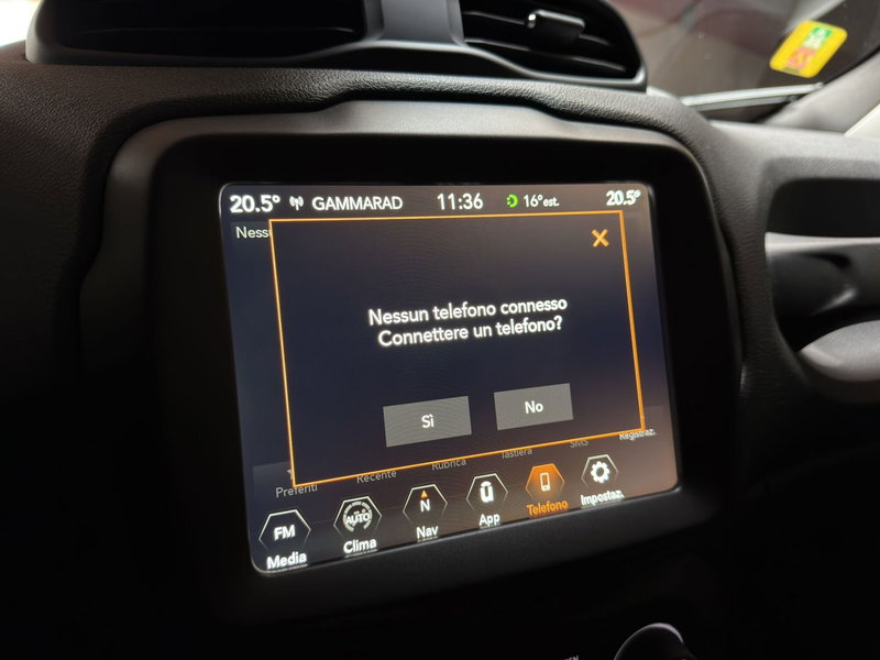 Jeep Renegade usata a Milano (13)