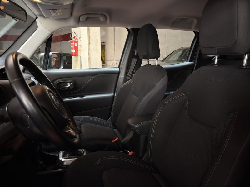 Jeep Renegade usata a Milano (17)