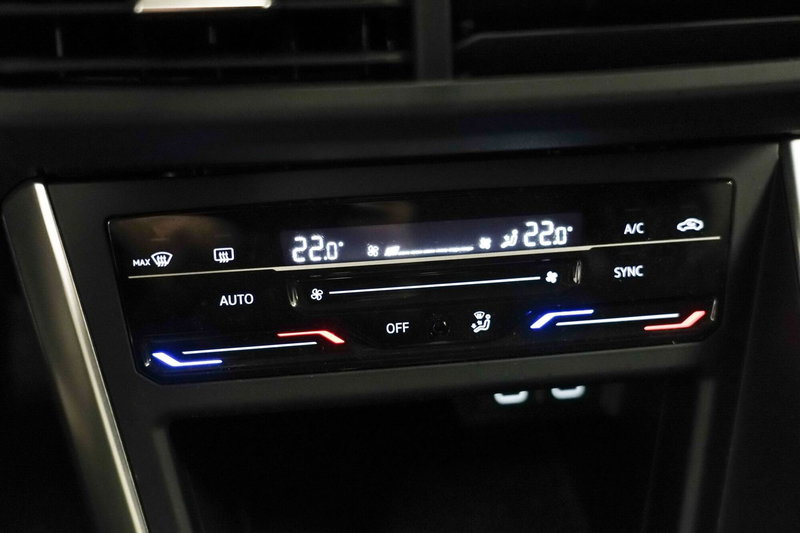 Volkswagen Taigo usata a Varese (18)