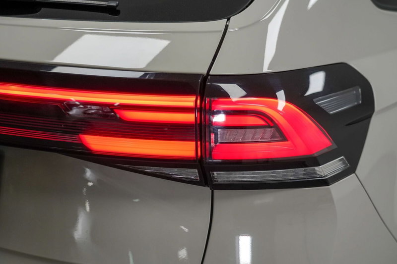 Volkswagen Taigo usata a Varese (8)