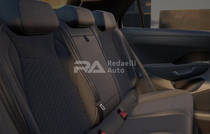 Volkswagen T-Roc nuova a Lecco (9)