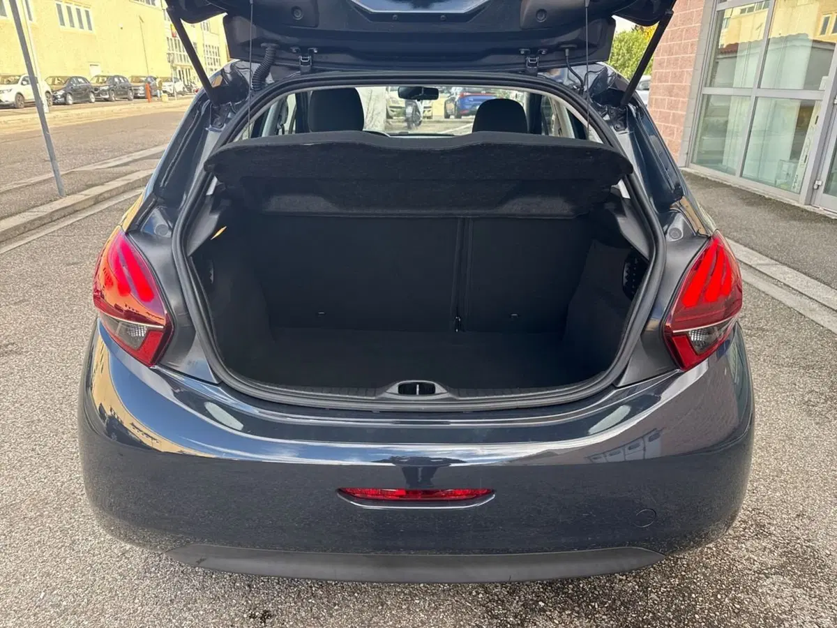 Peugeot 208 usata a Firenze (8)